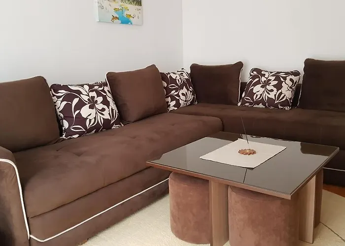 Car30 Kraljevi Cardaci كوباونيك